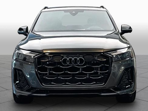 New 2026 Audi SQ7 Prestige AWD/4WD image 3