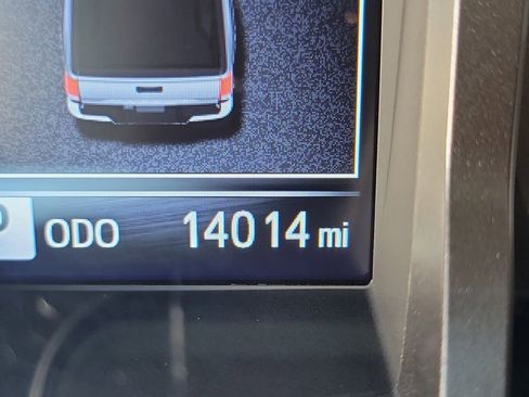 Used 2022 Toyota Tacoma TRD Sport image 27