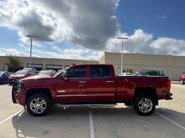 Used 2018 Chevrolet Silverado 2500 High Country w/ Duramax Plus Package AWD/4WD image 8
