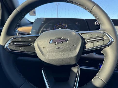 New 2026 Chevrolet Equinox ACTIV w/ Convenience Package III image 14