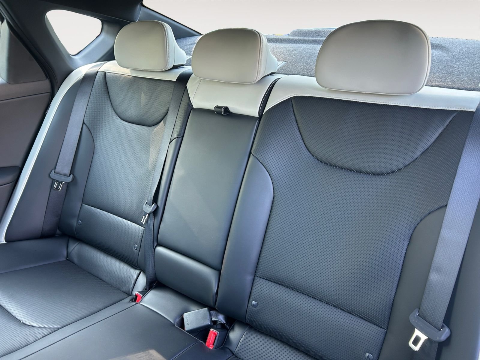 New 2026 Kia K4 GT-Line FWD image 13