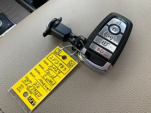Used 2024 Ford Expedition Max Limited AWD/4WD image 41