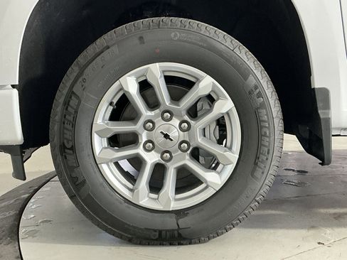 New 2026 Chevrolet Silverado 1500 RST w/ Convenience Package II AWD/4WD image 13