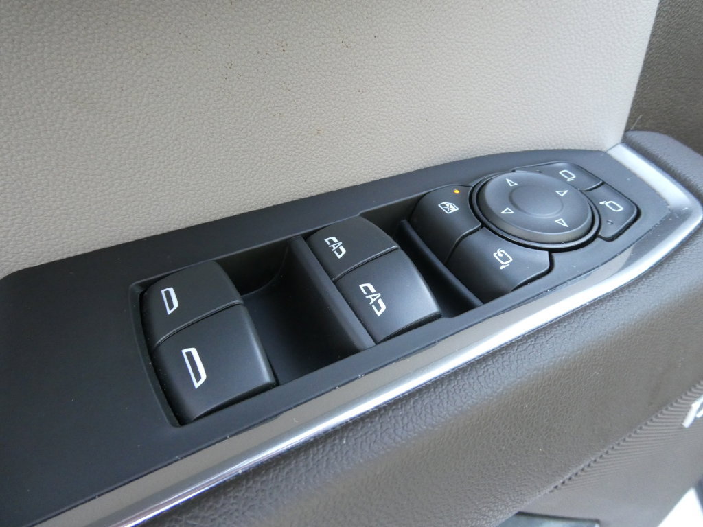 Certified 2022 Chevrolet Silverado 1500 LTZ AWD/4WD image 24