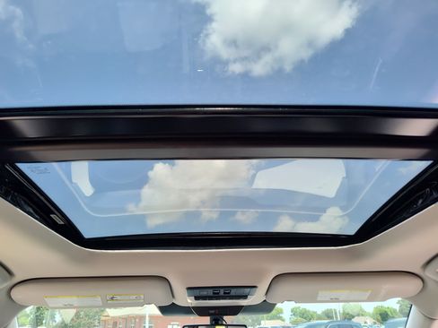 New 2026 Nissan Pathfinder SL FWD image 12