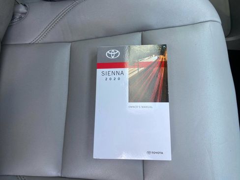 Used 2020 Toyota Sienna XLE w/ XLE Navigation Package image 44