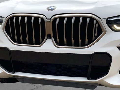 Used 2021 BMW X6 M50i w/ Premium Package AWD/4WD image 30