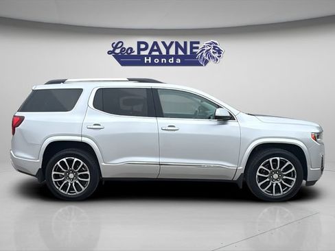 Used 2020 GMC Acadia Denali w/ Denali Ultimate Package AWD/4WD image 8