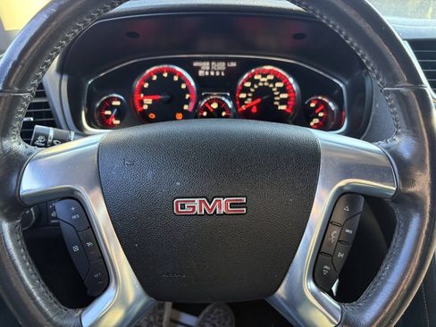 Used 2016 GMC Acadia SLE FWD image 27