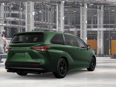 New 2026 Toyota Sienna XLE Woodland Edition AWD/4WD image 9