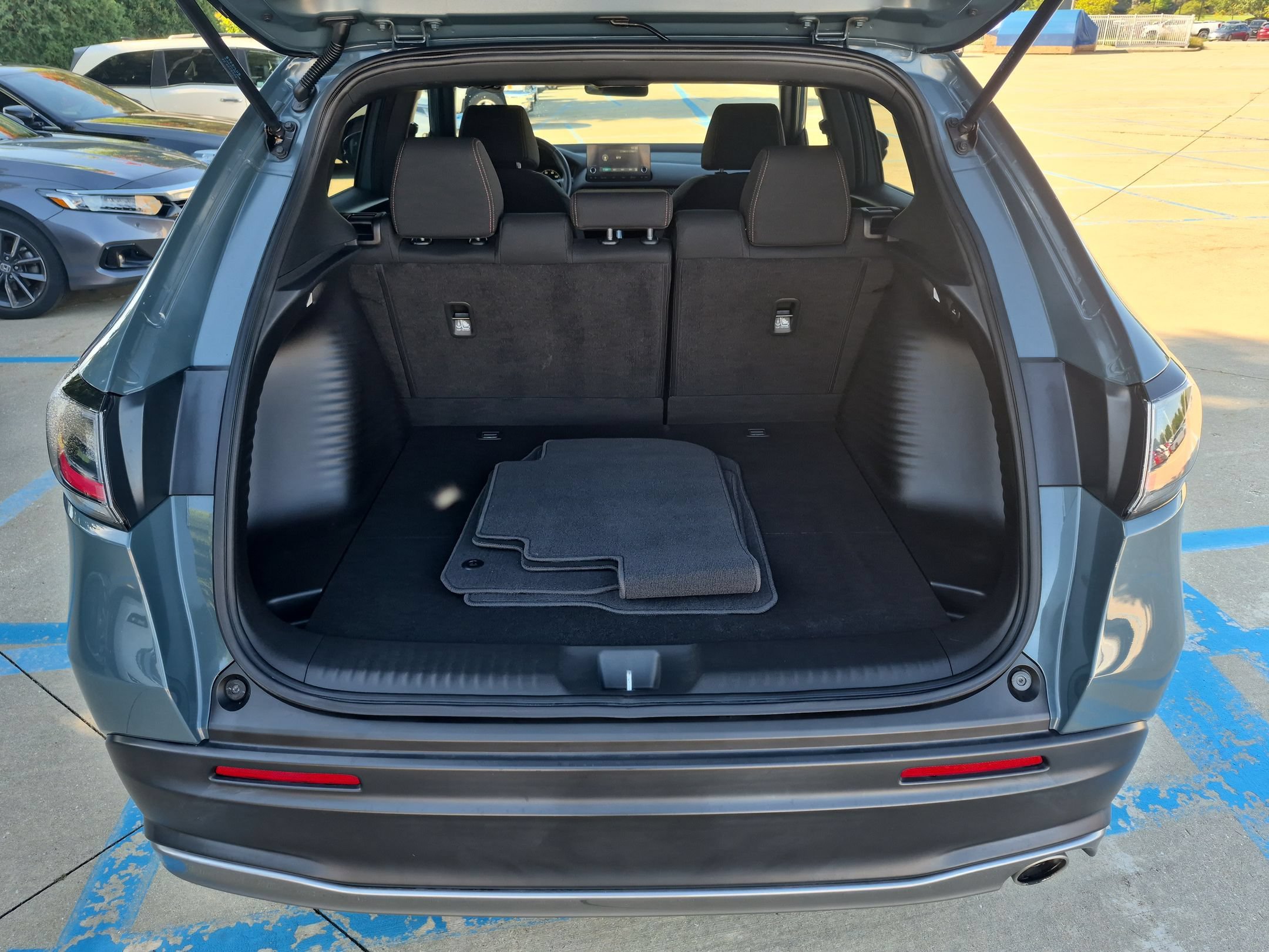 Certified 2024 Honda HR-V Sport image 26