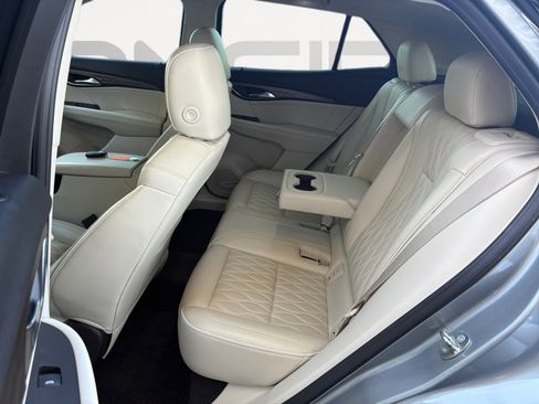 Used 2023 Buick Envision Avenir image 23