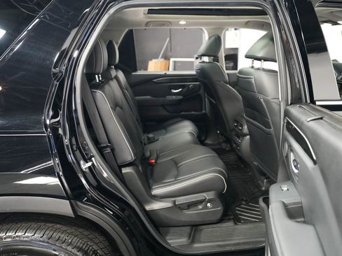 Used 2025 Honda Pilot Elite image 36