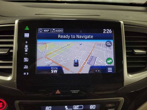 Used 2016 Honda Pilot Touring image 18