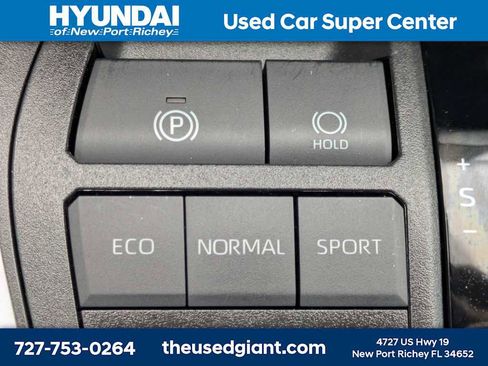 Used 2024 Toyota RAV4 XLE Premium w/ Weather Package FWD image 31