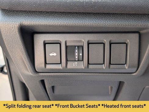 Used 2025 Subaru Legacy Premium AWD/4WD image 9