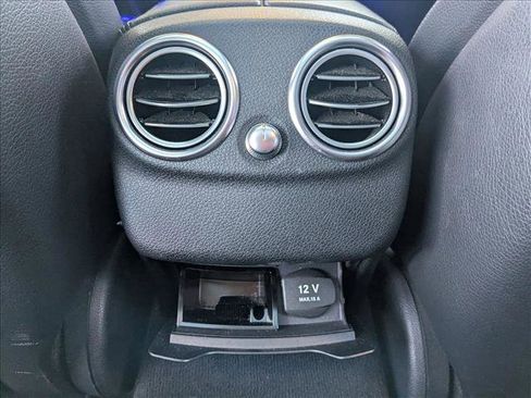 Used 2019 Mercedes-Benz C 300 C 300 image 16