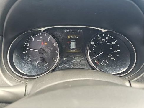 Used 2016 Nissan Rogue S w/ Appearance Package FWD image 7