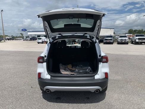 New 2025 Ford Escape Active w/ Tech Pack #1 FWD image 12