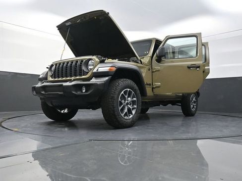 New 2026 Jeep Wrangler Unlimited Sport AWD/4WD image 32