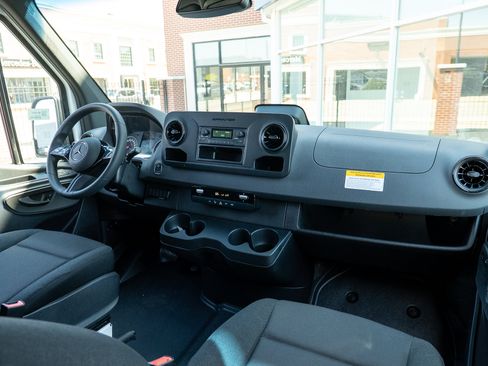 New 2026 Mercedes-Benz Sprinter 2500 image 15