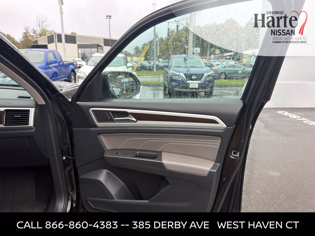 Used 2023 Volkswagen Atlas SE AWD/4WD image 31