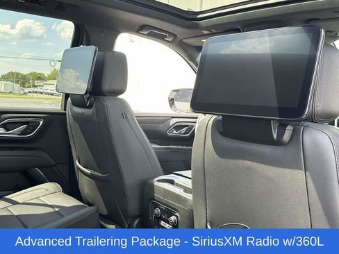 Used 2023 Chevrolet Tahoe High Country w/ Premium Package AWD/4WD image 17