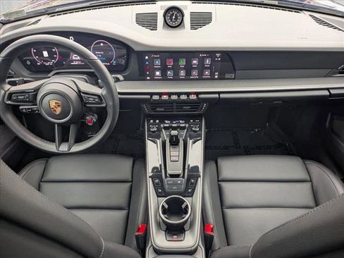 Used 2025 Porsche 911 Carrera image 18
