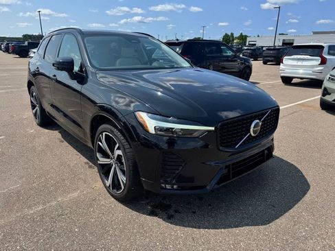 Used 2023 Volvo XC60 B5 Ultimate AWD/4WD image 3