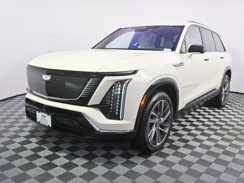 New 2027 Cadillac Vistiq Sport w/ LPO, Floor Liner Package AWD/4WD image 1