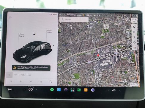 Used 2021 Tesla Model 3 Performance AWD/4WD image 18