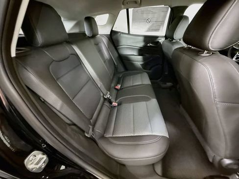 New 2026 Chevrolet Trax LT w/ Driver Confidence Package FWD image 27