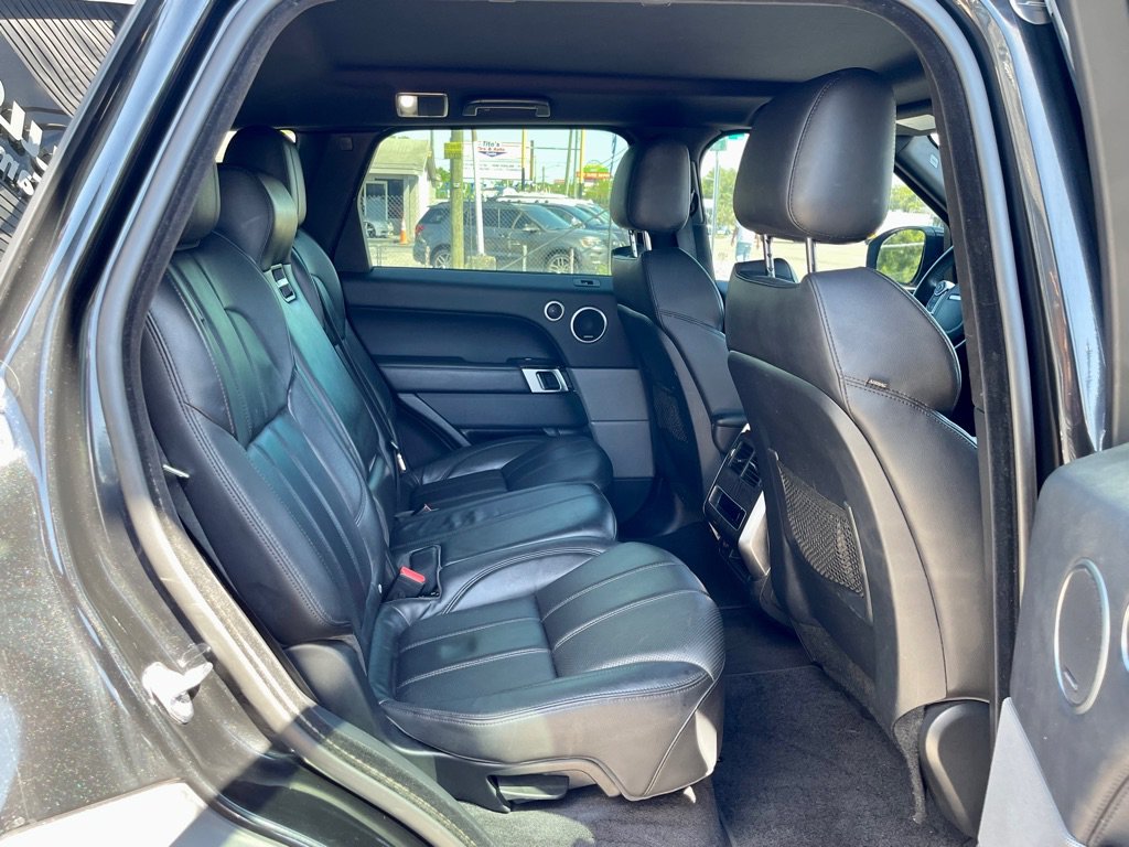 Used 2017 Land Rover Range Rover Sport SE AWD/4WD image 21