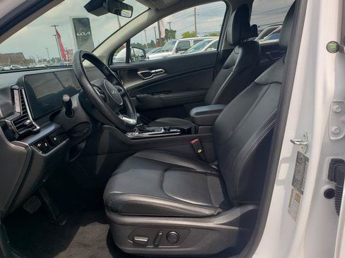 Certified 2024 Kia Sportage EX AWD/4WD image 11