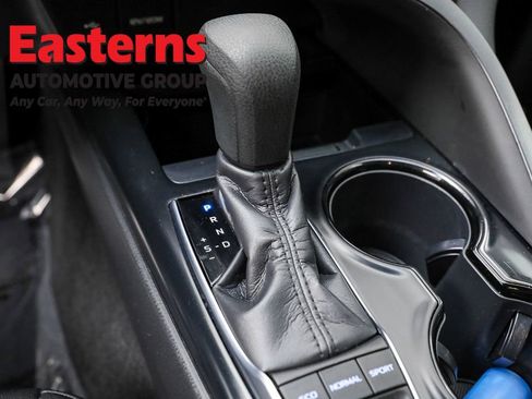 Used 2020 Toyota Camry LE w/ Fleet Convenience Package image 13