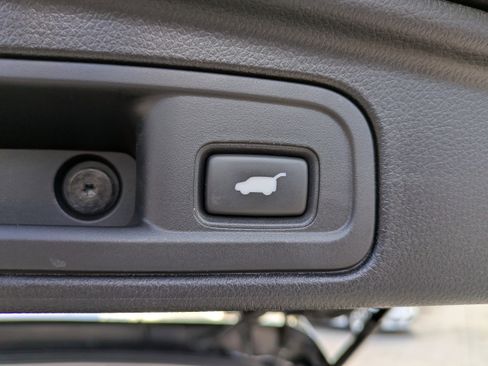 Used 2018 Honda Pilot Elite image 21