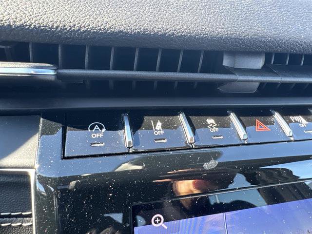 Used 2023 Jeep Grand Cherokee L Laredo AWD/4WD image 20