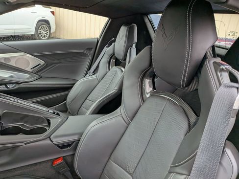 Used 2025 Chevrolet Corvette Z06 image 12