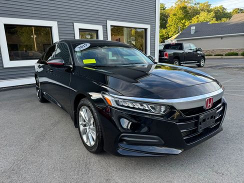 Used 2019 Honda Accord LX image 3