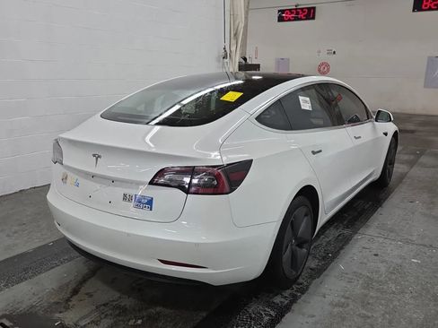 Used 2017 Tesla Model 3 Standard Range image 5