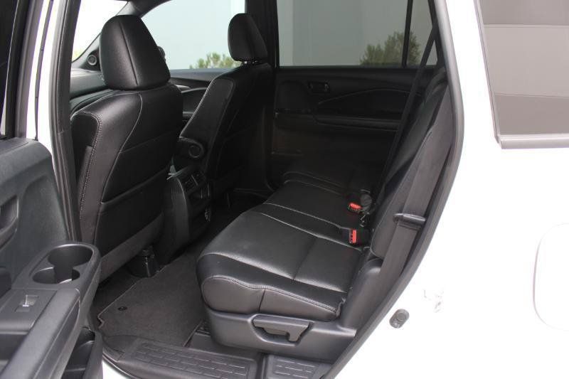 Used 2023 Honda Passport EX-L image 12