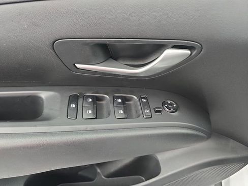 Used 2024 Hyundai Tucson SE AWD/4WD image 25