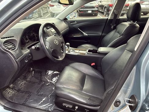 Used 2009 Lexus IS 250 AWD image 10