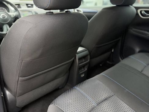 Used 2018 Nissan Sentra SR w/ Technology Package image 17