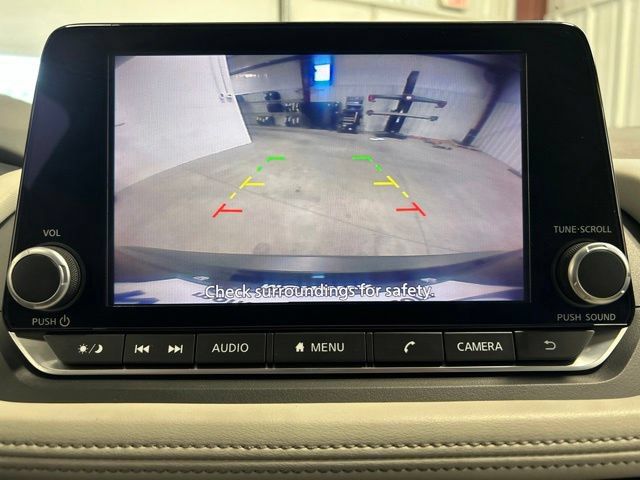 Used 2023 Nissan Rogue SV AWD/4WD image 31