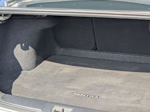 Used 2020 Nissan Sentra SV image 12