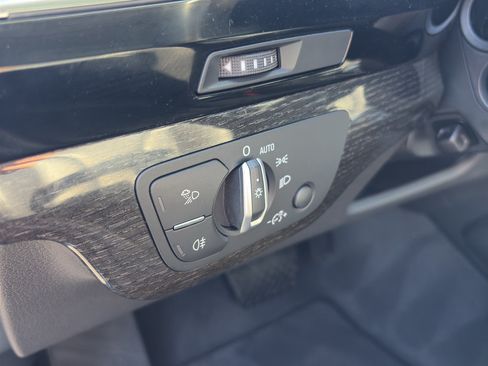 Used 2019 Audi Q7 3.0T Premium Plus AWD/4WD image 21