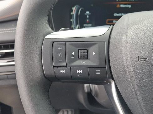 Certified 2025 INFINITI QX60 Luxe AWD/4WD image 22
