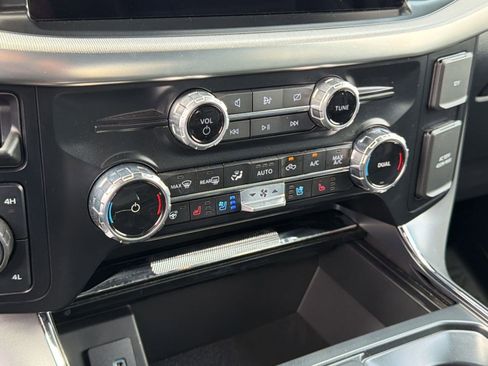 Used 2024 Ford F150 Lariat w/ FX4 Off-Road Package AWD/4WD image 26