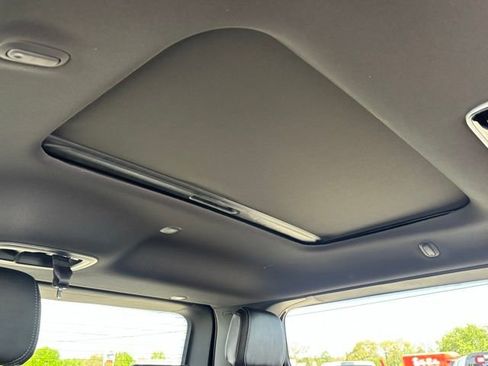 New 2026 Jeep Grand Wagoneer Summit AWD/4WD image 13